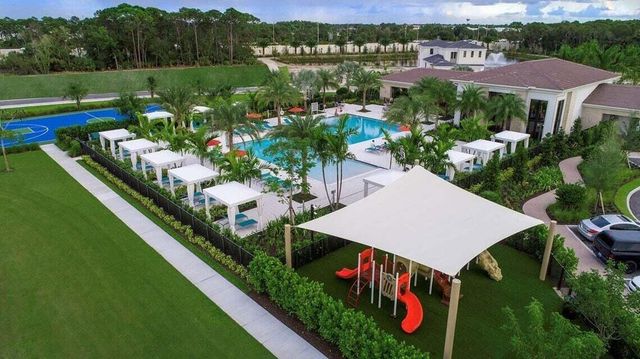 13526 Artisan Circle, Palm Beach Gardens, FL 33418