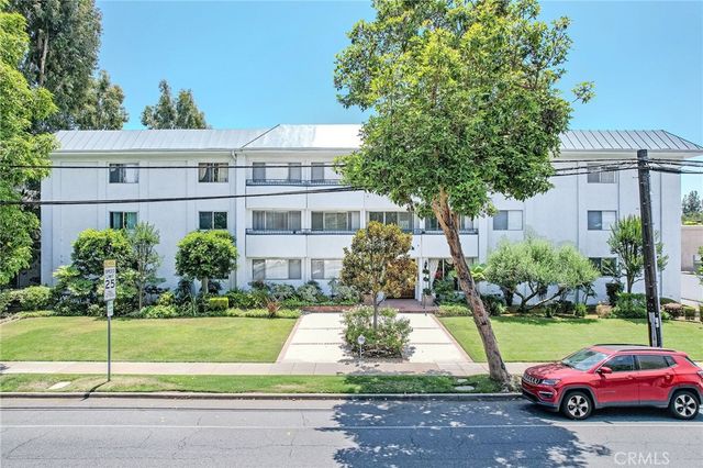 972 E California 202, Pasadena, CA 91106