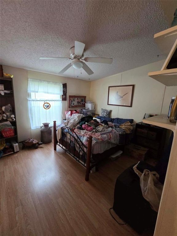 Image 14 of property listing at 25250 RICHBARN ROAD, Brooksville, FL 34601