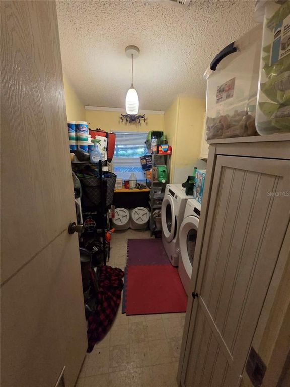 Image 19 of property listing at 25250 RICHBARN ROAD, Brooksville, FL 34601