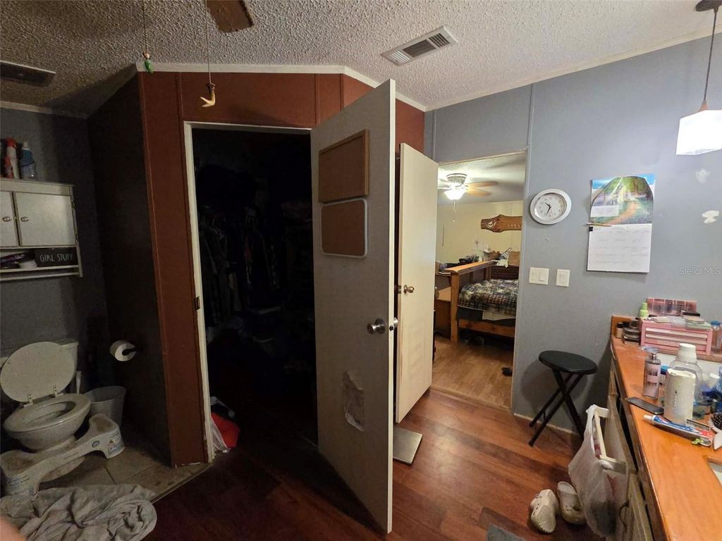 Image 22 of property listing at 25250 RICHBARN ROAD, Brooksville, FL 34601