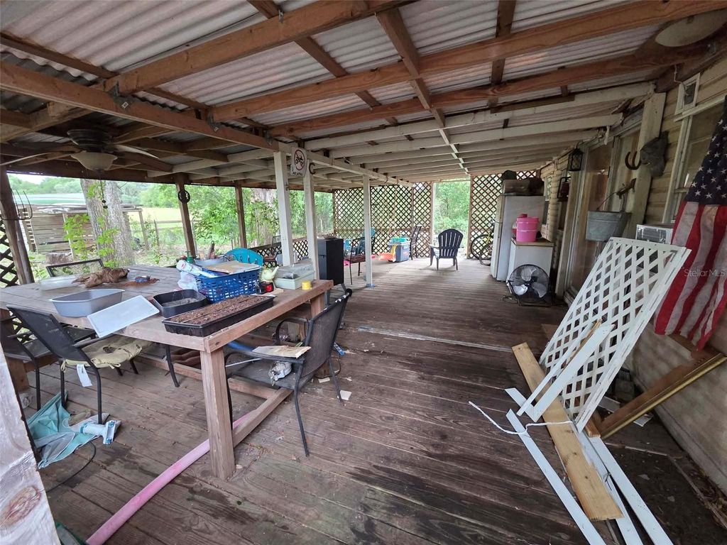 Image 5 of property listing at 25250 RICHBARN ROAD, Brooksville, FL 34601