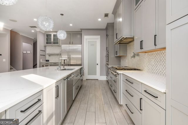 2804 Skyland Drive NE, Brookhaven, GA 30341