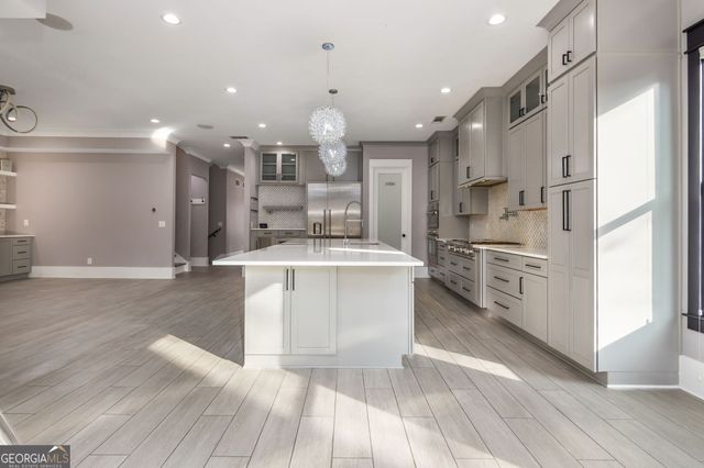 2804 Skyland Drive NE, Brookhaven, GA 30341