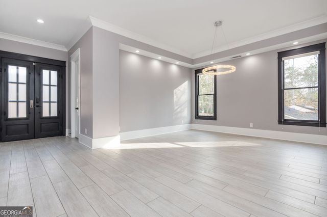 2804 Skyland Drive NE, Brookhaven, GA 30341