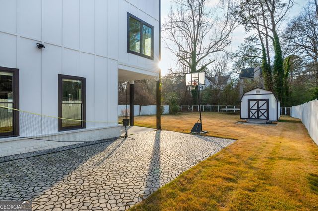 2804 Skyland Drive NE, Brookhaven, GA 30341