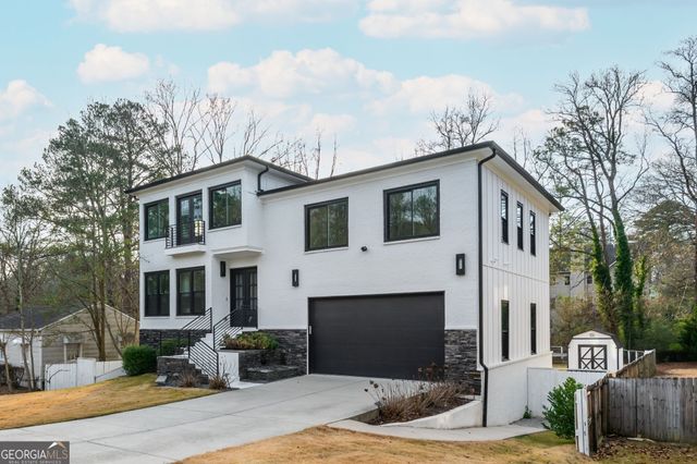 2804 Skyland Drive NE, Brookhaven, GA 30341