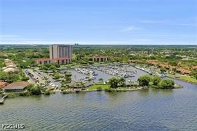 4751 Harbortown LN, Fort Myers, FL 33919