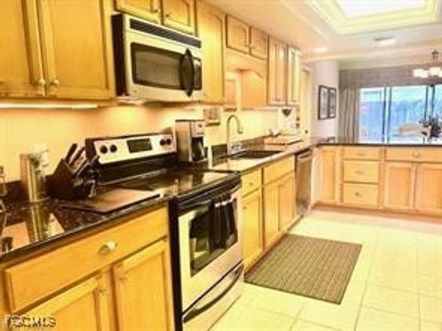 4751 Harbortown LN, Fort Myers, FL 33919