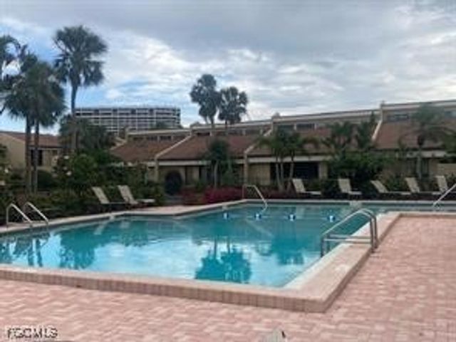 4751 Harbortown LN, Fort Myers, FL 33919