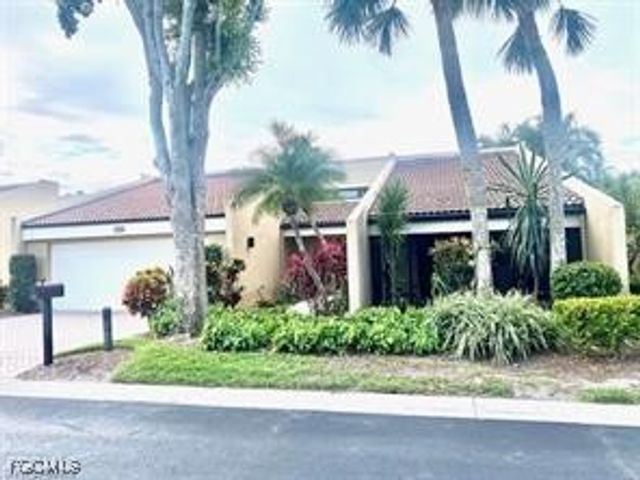 4751 Harbortown LN, Fort Myers, FL 33919