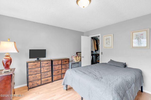 1203 Bluebell Drive, Jackson, NJ 08527