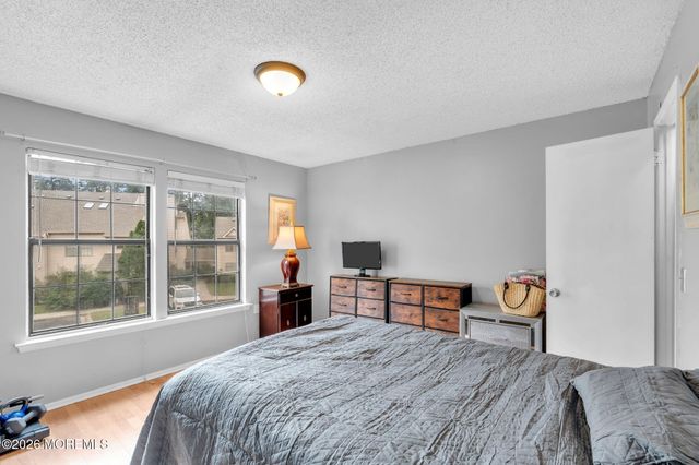 1203 Bluebell Drive, Jackson, NJ 08527