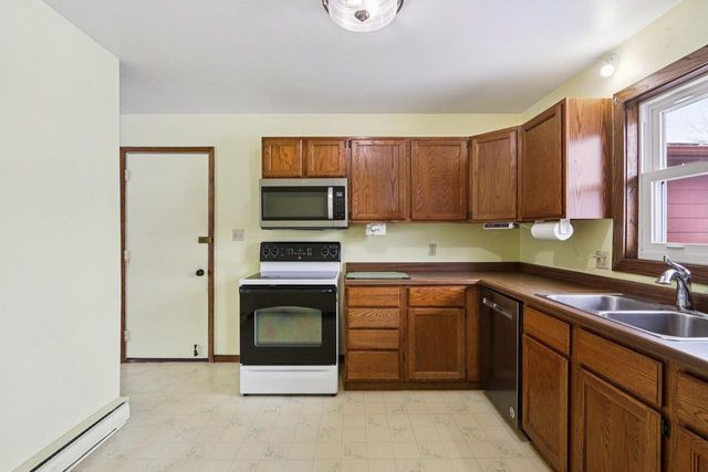 1501 Kent Court, Sauk City, WI 53583