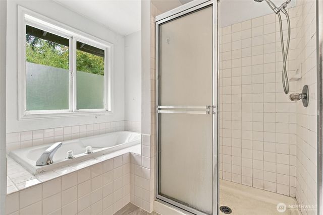27010 186th Avenue SE, Covington, WA 98042