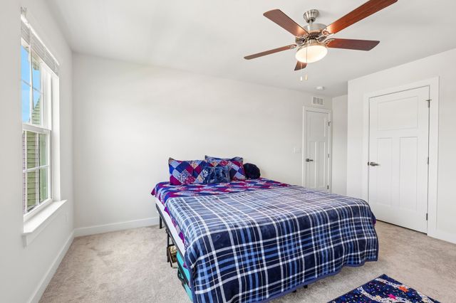 4014 Bluebell Ln, Spring Hill, TN 37174