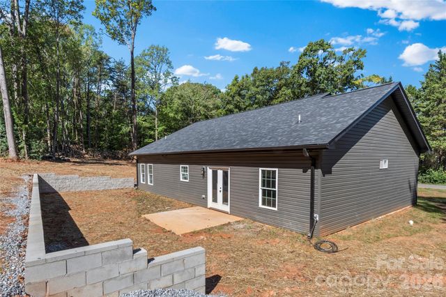 2328 Summerlin Street, Winston Salem, NC 27103