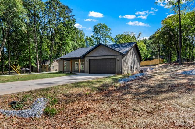 2328 Summerlin Street, Winston Salem, NC 27103