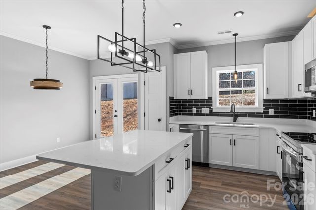 2328 Summerlin Street, Winston Salem, NC 27103