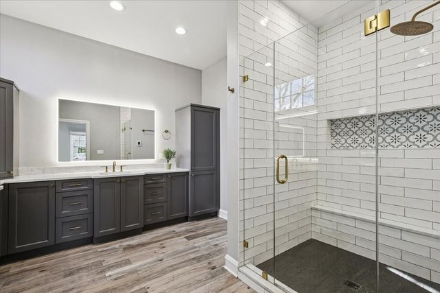 661 Greenview Place, Lake Forest, IL 60045