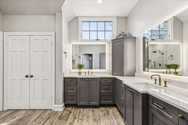 661 Greenview Place, Lake Forest, IL 60045