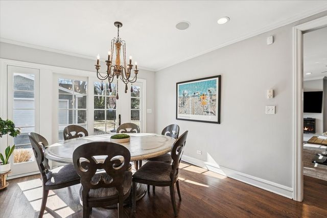 661 Greenview Place, Lake Forest, IL 60045