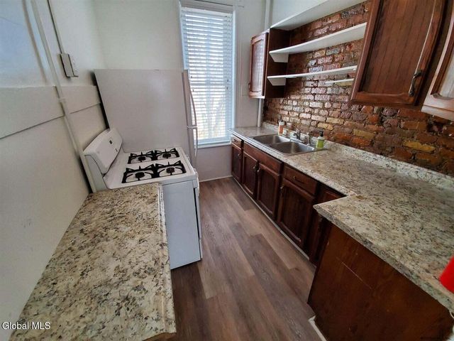 397 Washington Avenue, Albany, NY 12206