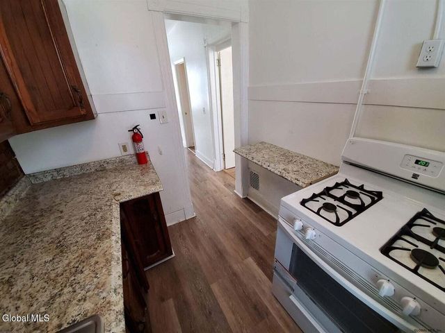 397 Washington Avenue, Albany, NY 12206