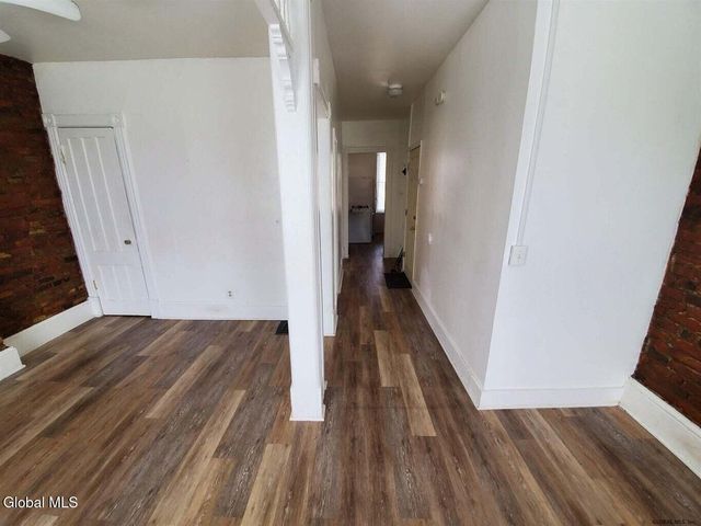 397 Washington Avenue, Albany, NY 12206