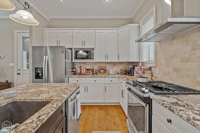 2832 Village Meadow Cove, Jonesboro, AR 72405