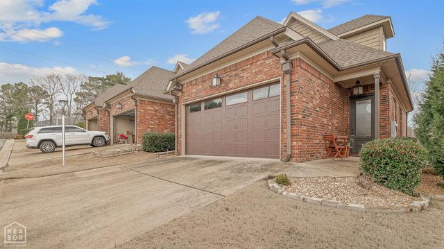 2832 Village Meadow Cove, Jonesboro, AR 72405