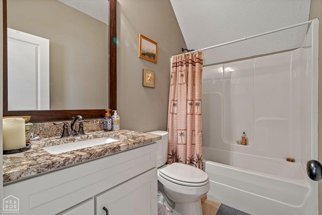 2832 Village Meadow Cove, Jonesboro, AR 72405