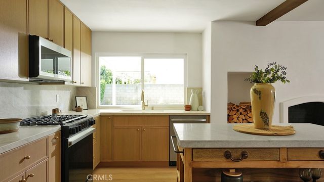 4722 Santiago, La Palma, CA 90623