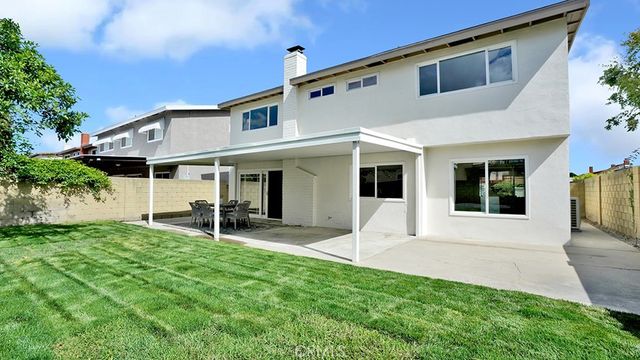 4722 Santiago, La Palma, CA 90623