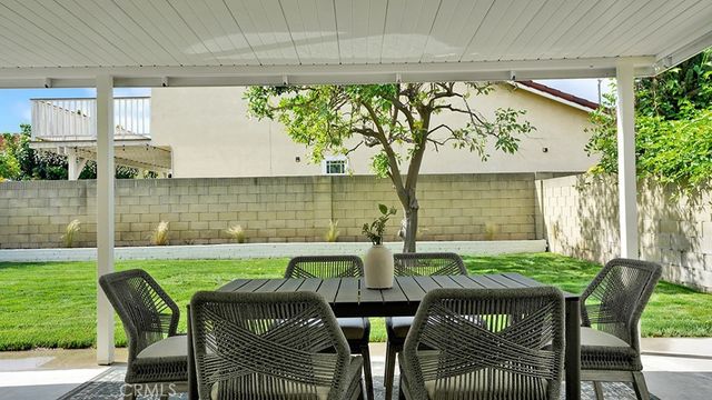 4722 Santiago, La Palma, CA 90623