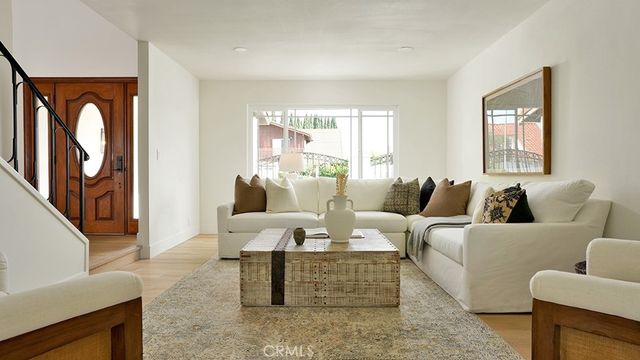 4722 Santiago, La Palma, CA 90623