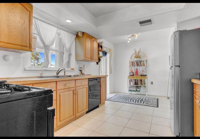 216 NE Mainsail Street, Port St. Lucie, Port St Lucie, FL 34983