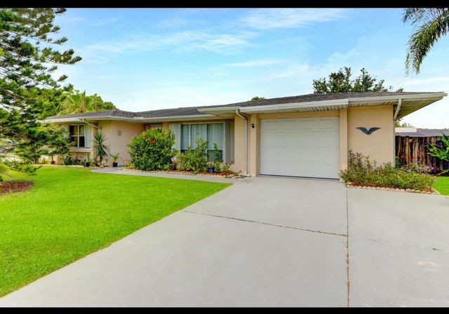 216 NE Mainsail Street, Port St. Lucie, Port St Lucie, FL 34983