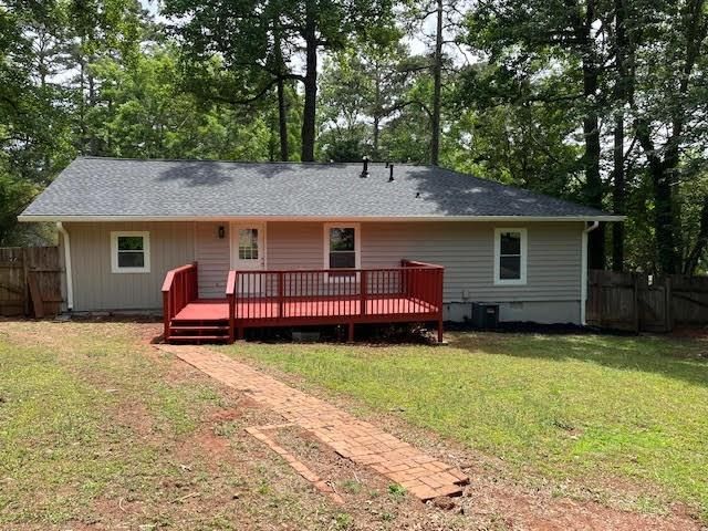 723 Lookout Pointe, Lawrenceville, GA 30043