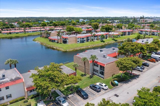 117 Lake Dora Drive, West Palm Beach, FL 33411