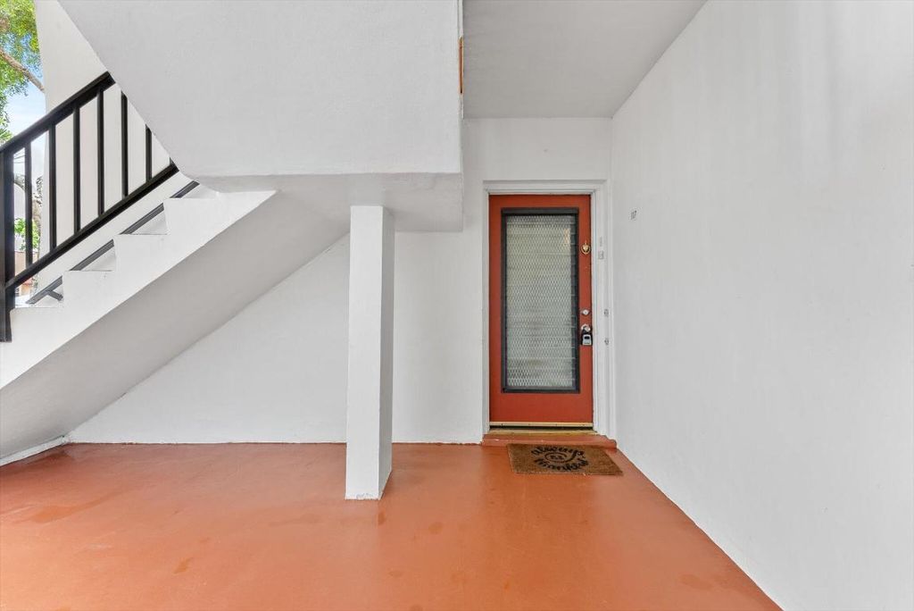 117 Lake Dora Drive, West Palm Beach, FL 33411