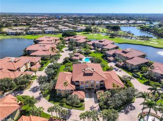 1840 Les Chateaux BLVD # 302, Naples, FL 34109