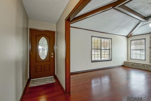 31833 Lawrence St, Denham Springs, LA 70726