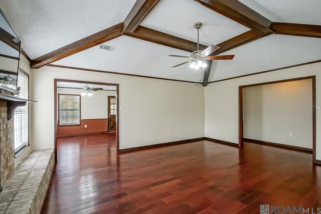 31833 Lawrence St, Denham Springs, LA 70726