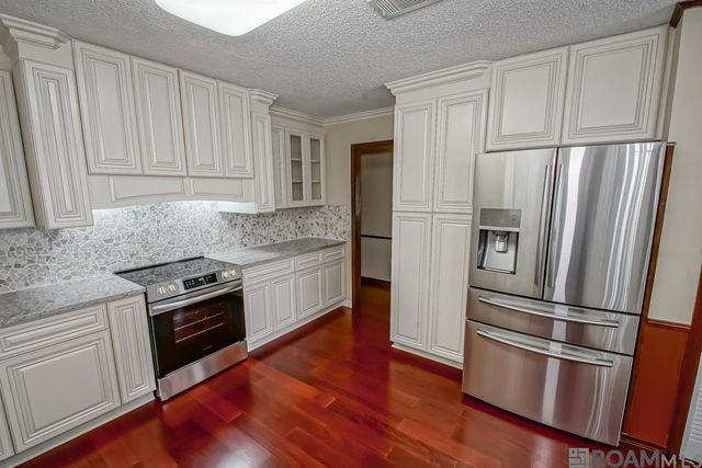 31833 Lawrence St, Denham Springs, LA 70726