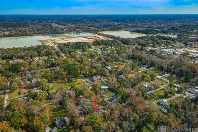 31833 Lawrence St, Denham Springs, LA 70726