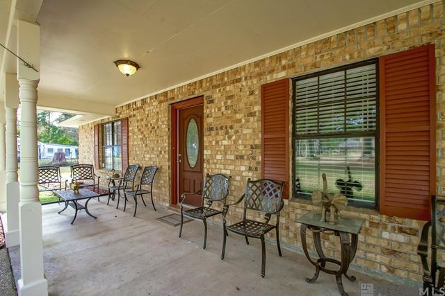 31833 Lawrence St, Denham Springs, LA 70726