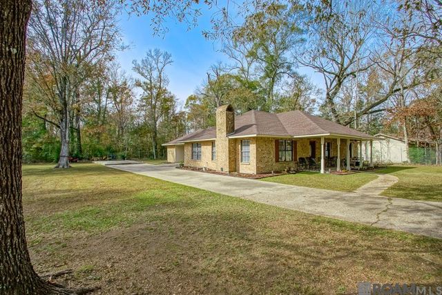 31833 Lawrence St, Denham Springs, LA 70726
