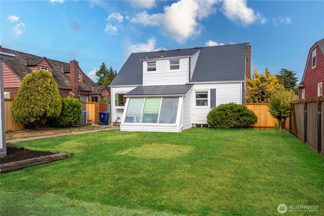 4840 E B Street, Tacoma, WA 98404