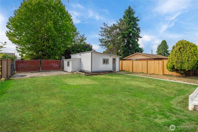 4840 E B Street, Tacoma, WA 98404